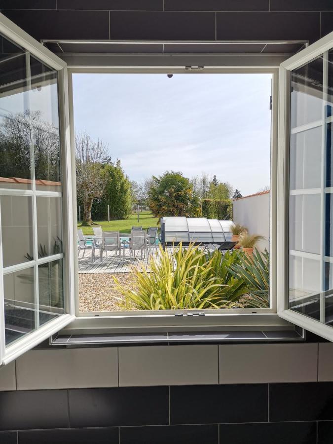 Maison De Campagne Proche Des Plages Saint-Romain-de-Benet Buitenkant foto